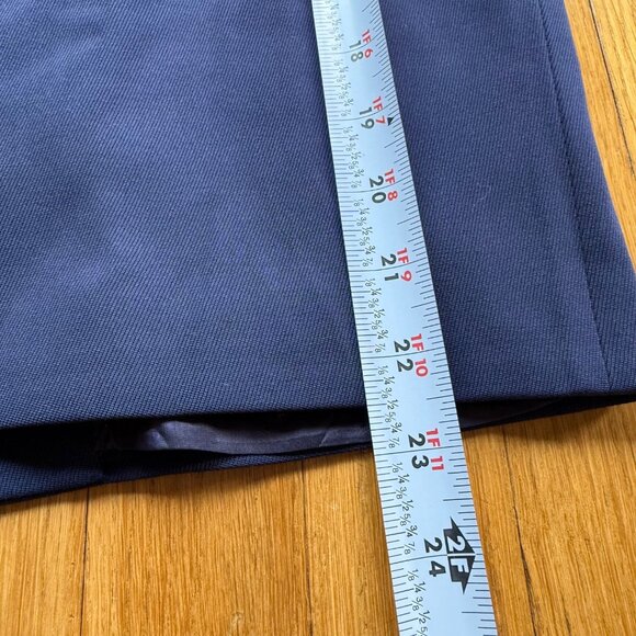 Prada Size 6 Navy Blue Virgin Wool Mini Pencil Skirt With Silk-Cupro Lining - Picture 9 of 15